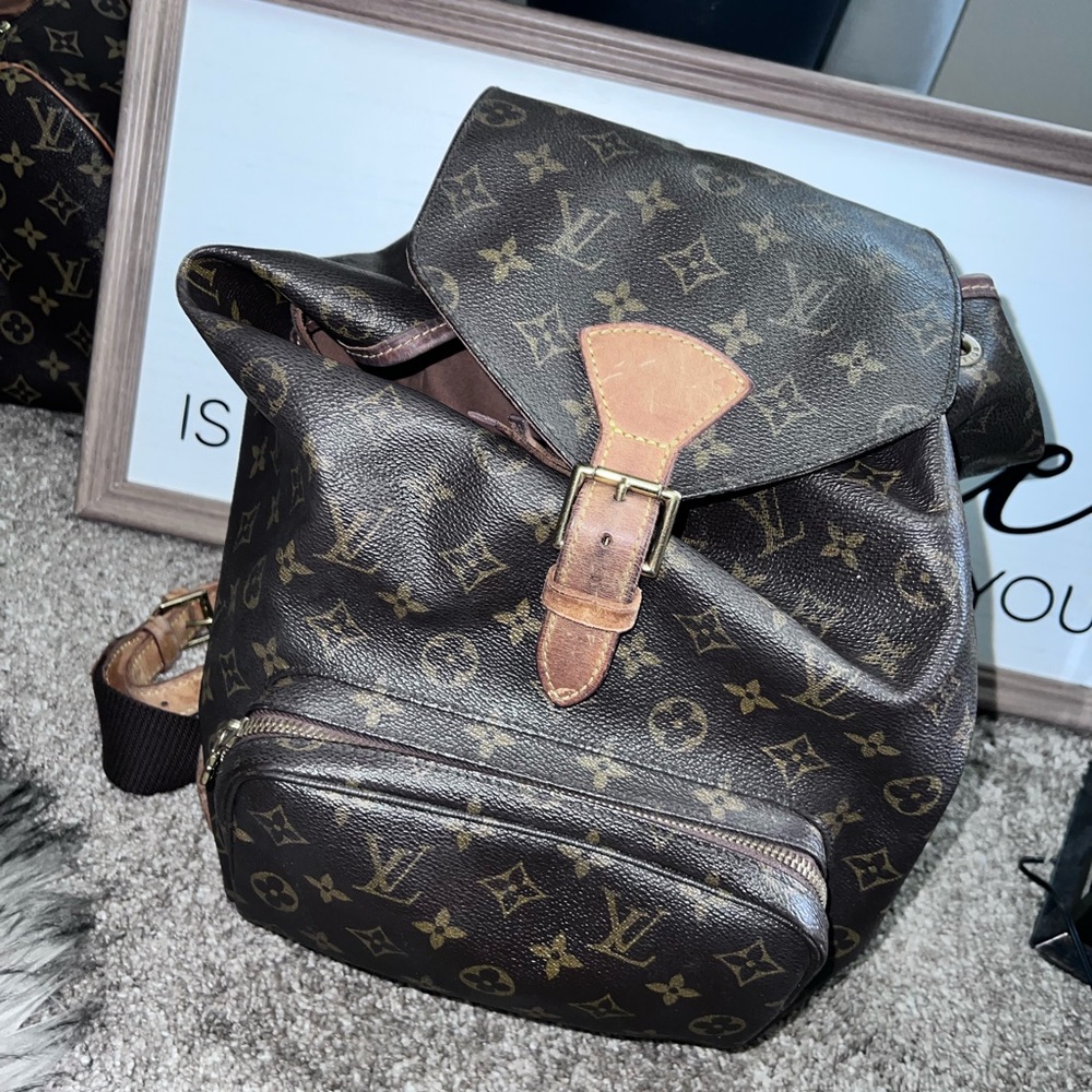Authentic Vintage Louis Vuitton Book Bag